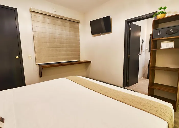 Aura Hotel B&B